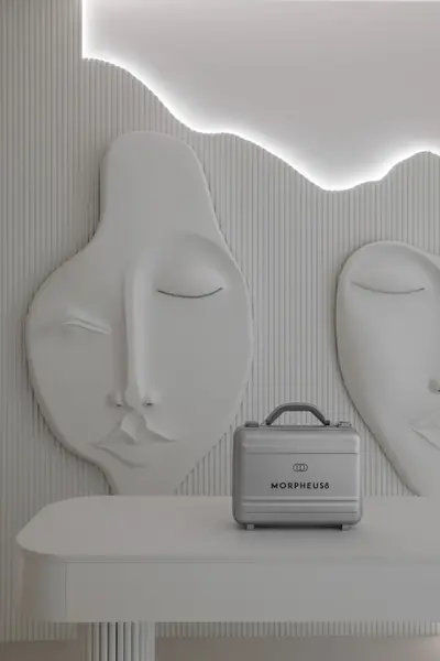 Medic dermatolog, specialist în epilare laser și medic cosmetolog în cadrul clinicii Lia Aesthetic Clinic